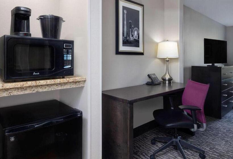 Suíte Deluxe Cama King, La Quinta By Wyndham Kennesaw