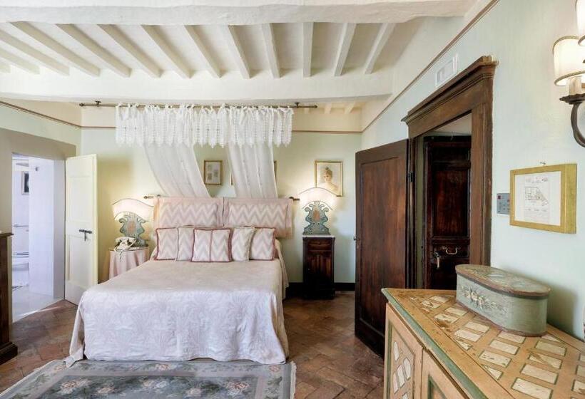 Quarto Deluxe, Il Falconiere Relais & Spa