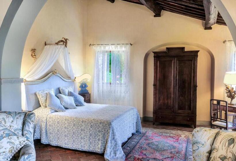 Полулюкс, Il Falconiere Relais & Spa