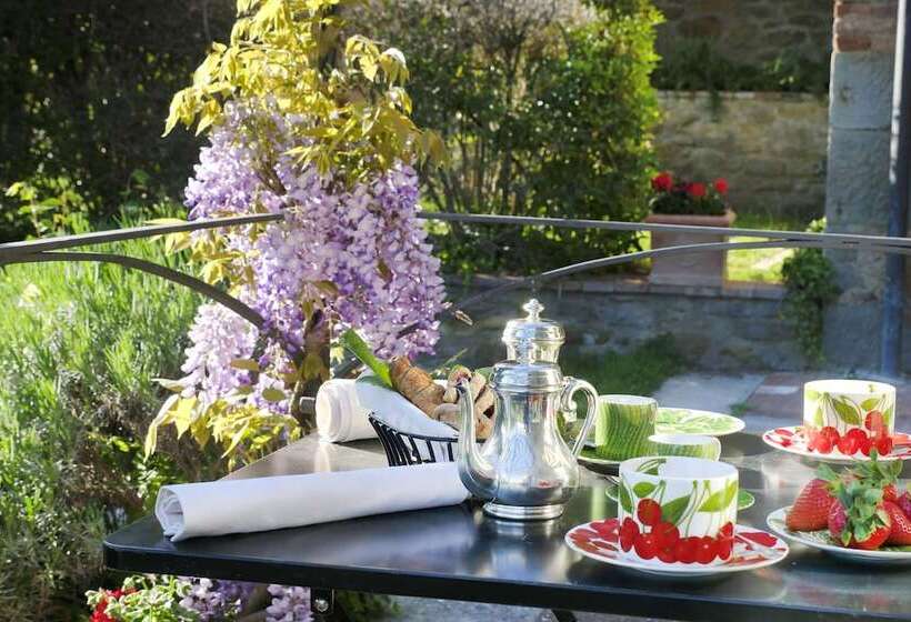 Классический Номер, Il Falconiere Relais & Spa