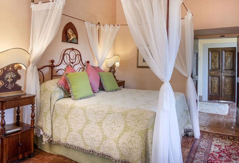 Полулюкс, Il Falconiere Relais & Spa