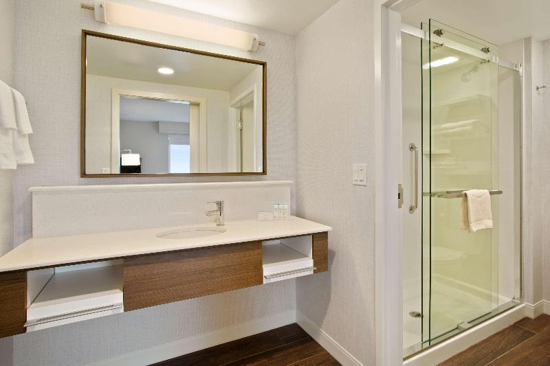 Suíte para Deficientes Físicos, Springhill Suites Fort Worth University