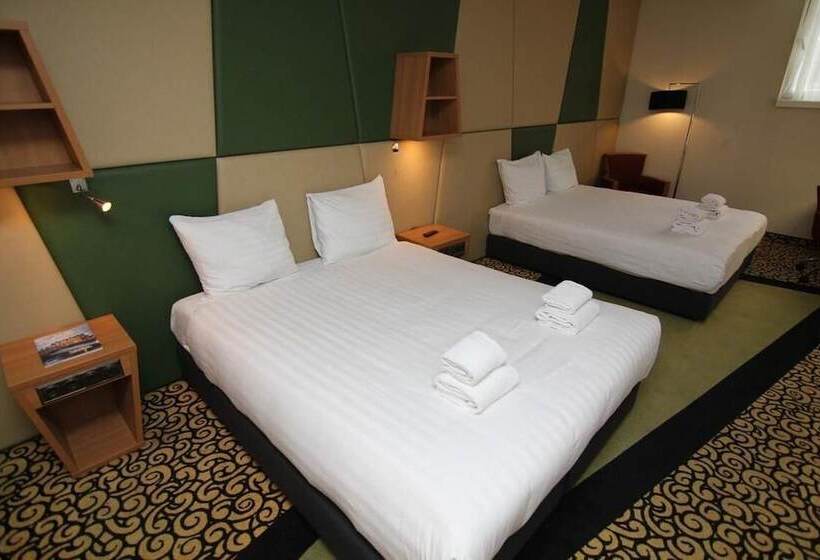 Четырехместный Номер Стандарт, Savoy Hotel Amsterdam