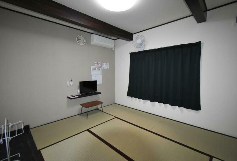 Трехместный Номер Стандарт Совместная Ванная, Guest House Shizuho