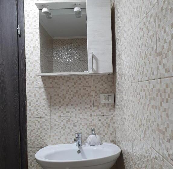 اتاق استاندارد, Sergilliohouse