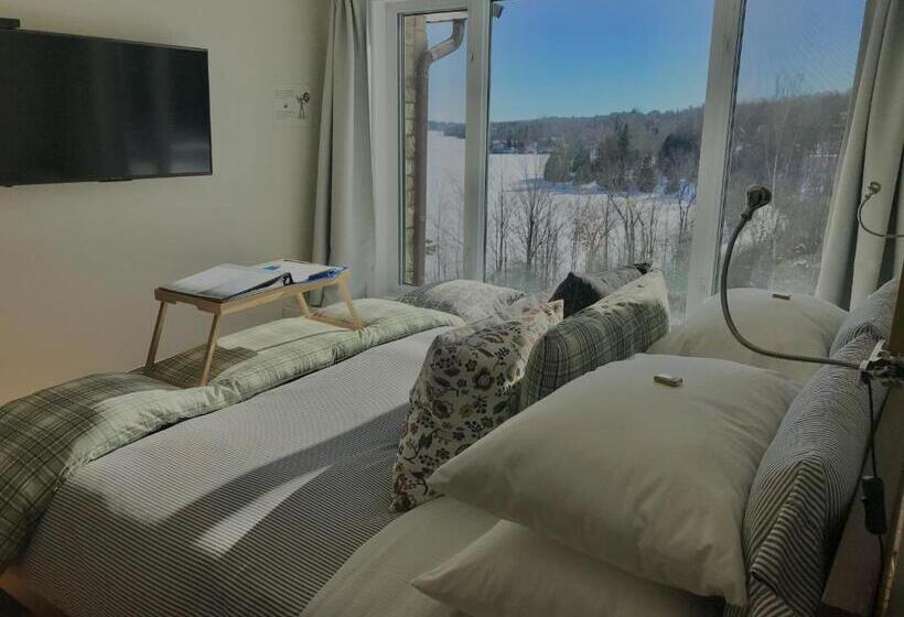 스탠다드 룸 강 전망, Auberge Tom B&b