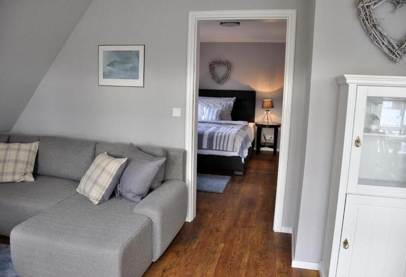 침실 1개 발코니 아파트, Friesen Lodge Apartments
