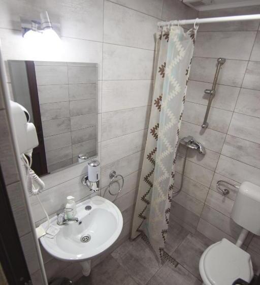 اتاق لوکس, Teju Hotels