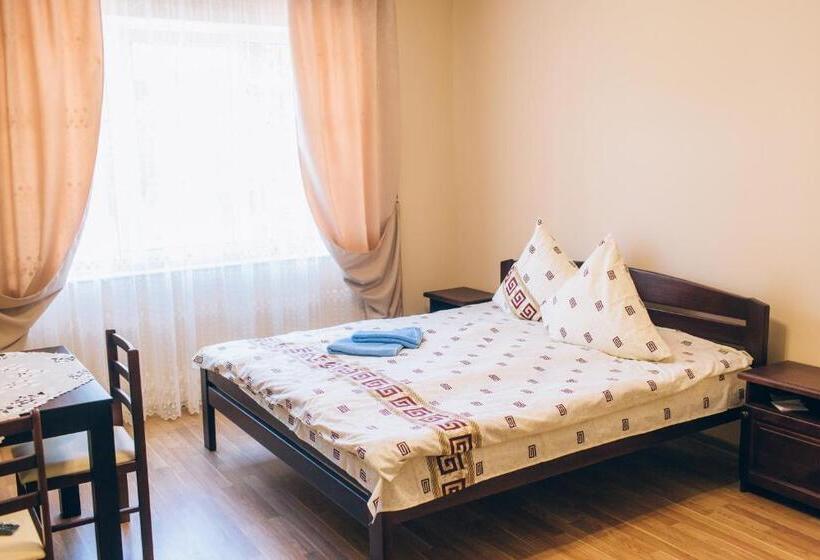 Номер Deluxe, Berizka