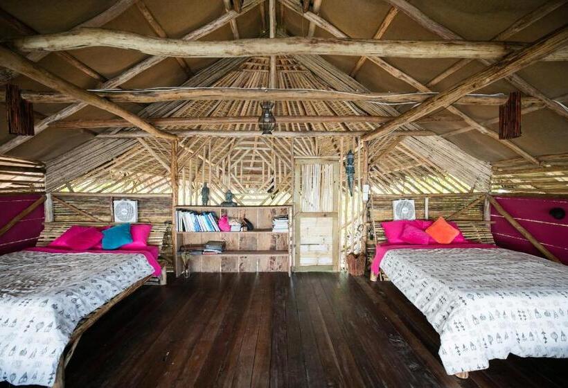 Бунгало Семейное Вид на Море, Urraca Monkey Island Eco Resort