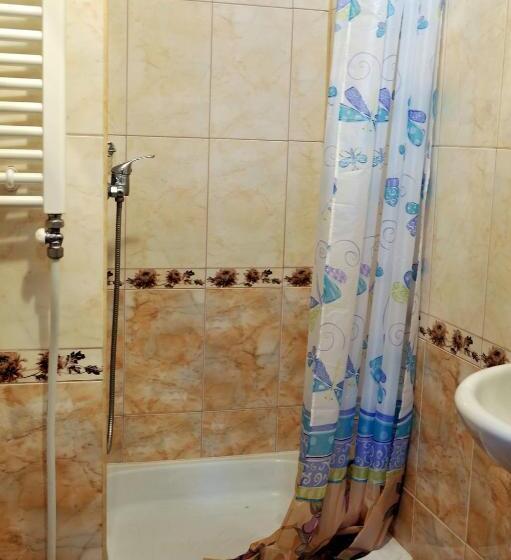 Четырехместный Номер Классик, Guest House Magnat