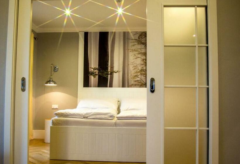 Люкс, Spa Hotel Garni Löwenstein
