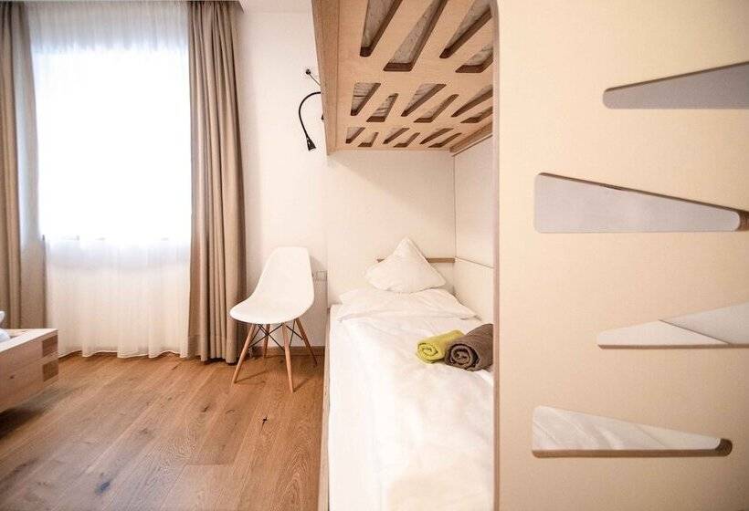 Апартаменты Comfort 2 Спальни, Haus Urban
