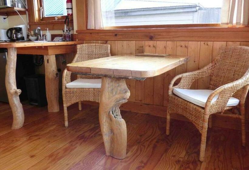クイーンベッドのデラックスルーム, Seine Boat Inn