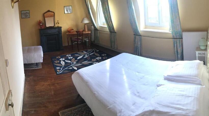 家庭套房, Chateau De Grosfy