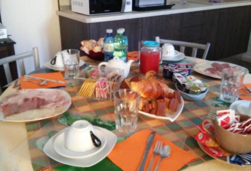 Номер Стандарт, Bed And Breakfast Luna