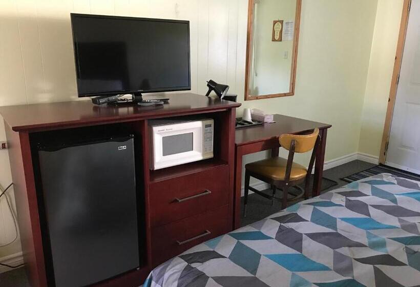 Quarto Estandar, Deep River Motel