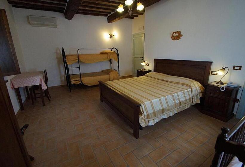 4인용 스탠다드 룸, Agriturismo La Valle Dei Fiori Di Bellucci Rosanna