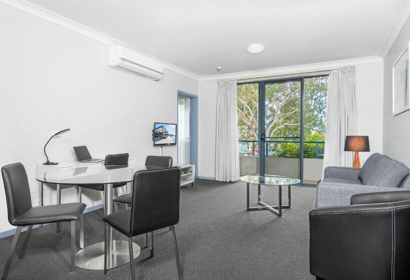 1 Bedroom Apartment Lake View, The Brighton Apartments
