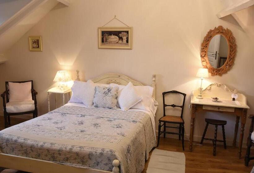 Семейный Номер, Domaine De La Chapelle   Ch D Hote