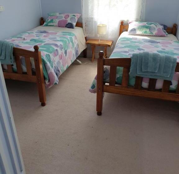 스탠다드 룸, Pioneer Lodge Tasmania