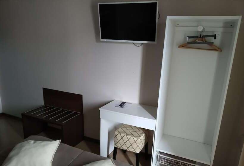 Семейный Номер, Chalet Hotel Les Marmottes 2 étoiles Nn