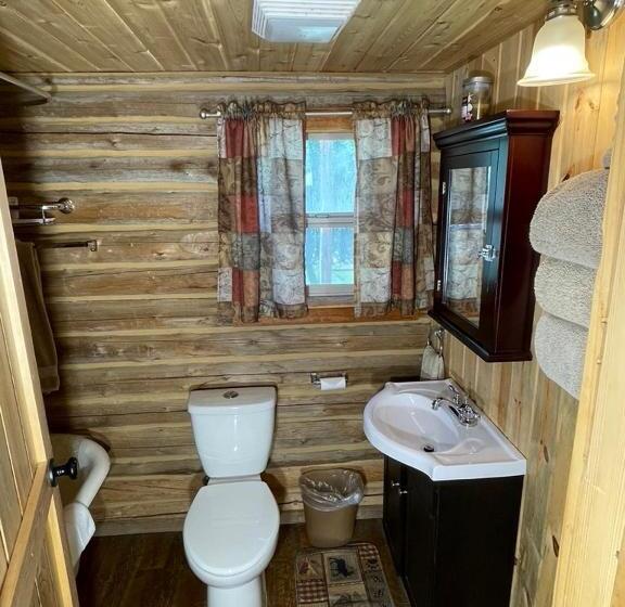 Бунгало Стандарт, Sportsman Lodge Melrose Mt