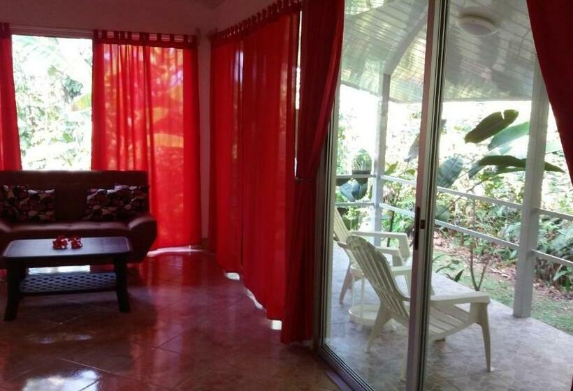 Номер Deluxe Кровать Кинг, Tropical Paradise Bungalows