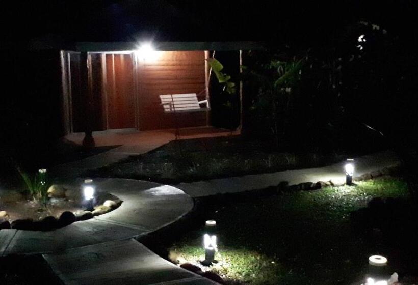 标准平房, Tropical Paradise Bungalows