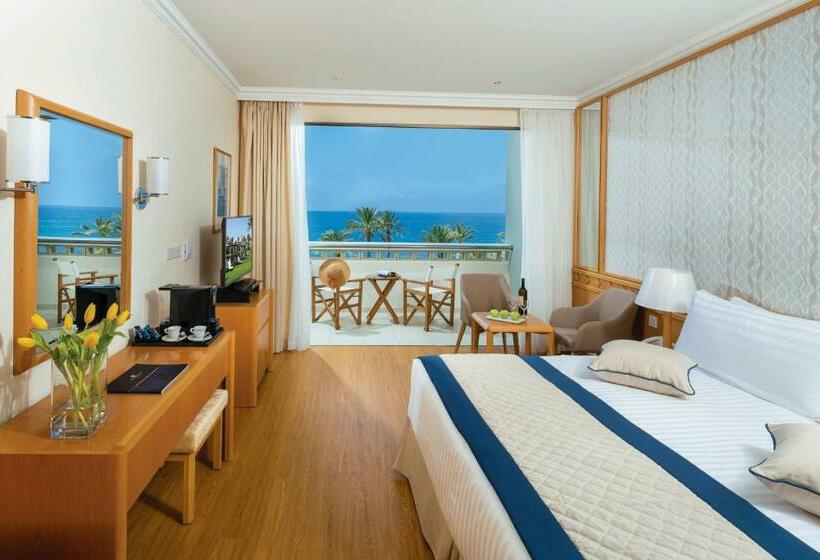 Номер Дюплекс, Constantinou Bros Athena Beach Hotel