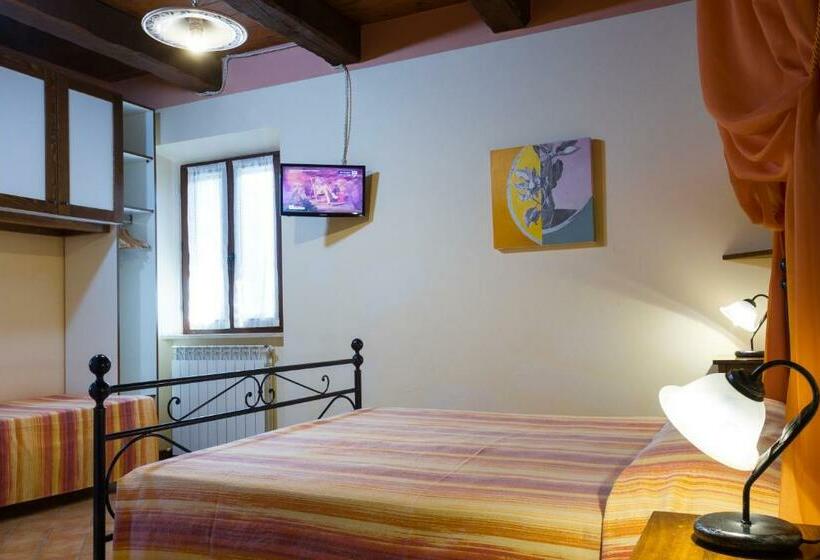 Номер Стандарт Трехместный, Agriturismo Vecchio Gelso
