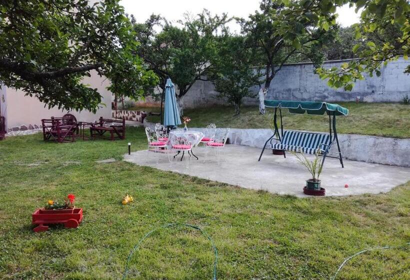 스탠다드 발코니 룸, Hadjibulevata Guest House