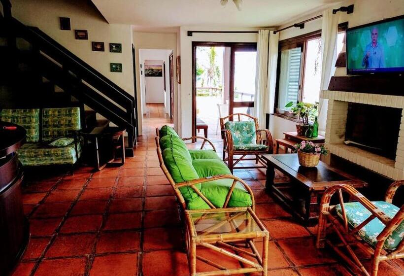 Habitació Triple Estàndard, Pousada Morada Da Prainha