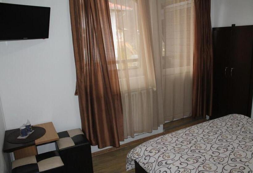 חדר סטנדרט עם מרפסת, Vila Casa Ta