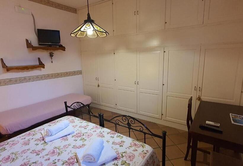 Номер Стандарт, B&b Del Maresciallo