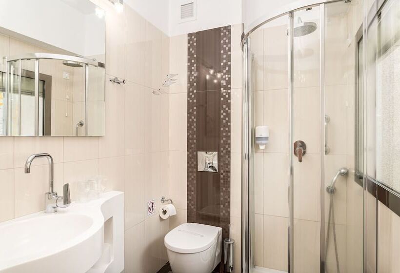 اتاق استاندارد, Hydrele Beach Hotel & Village