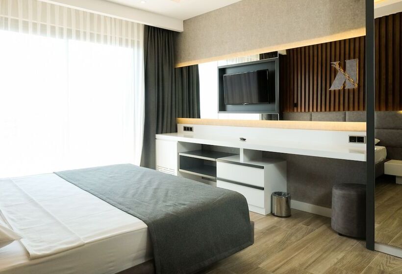 Quarto Familiar, Kaila Beach Hotel   All Inclusive