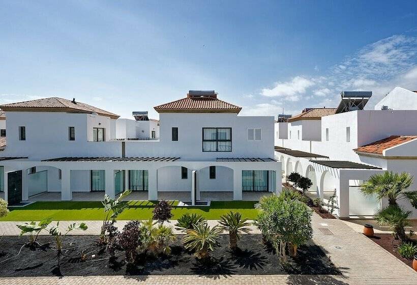 חדר משפחתי, Broncemar Beach Suites