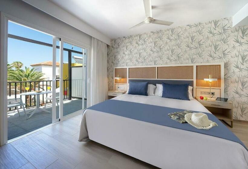 חדר סופריור עם מיטת קינג, Broncemar Beach Suites