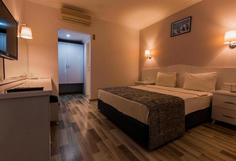 Полулюкс с Балконом, Karbel Hotel   All Inclusive