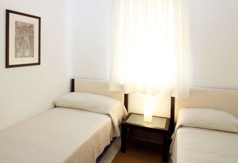 سوئیت 2 خوابه, Loryma Resort