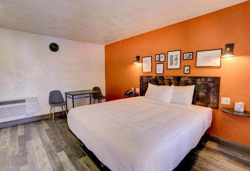 Номер Стандарт Кровать Кинг Адаптированный для Инвалидов, The Greens Hotel On Stockton