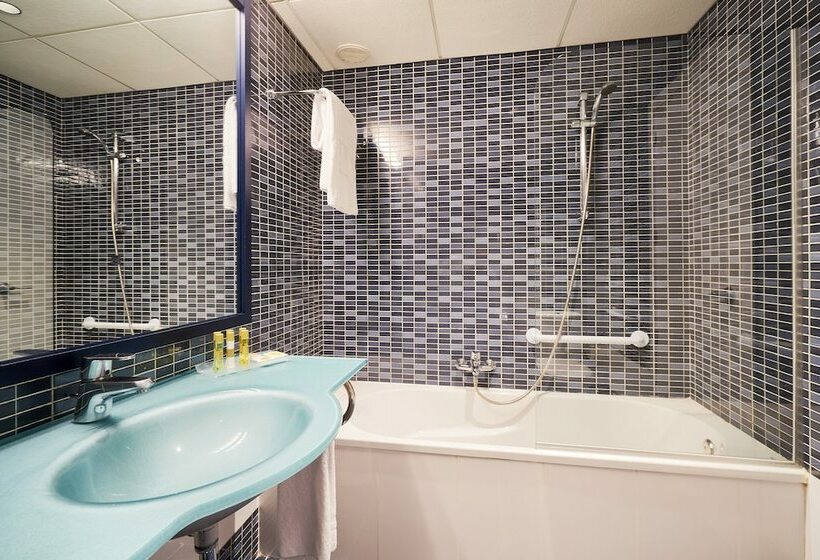 Семейный Номер, Eurostars Málaga