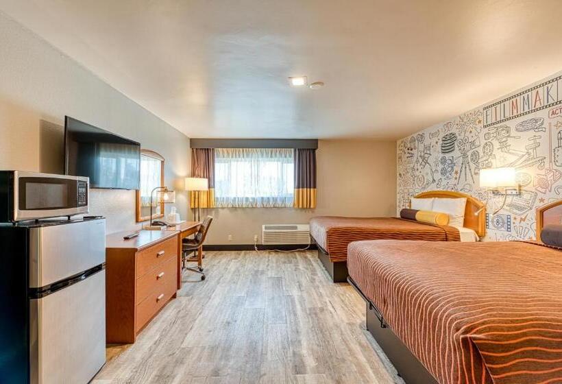 디럭스 룸, La Mirage Inn  Hollywood