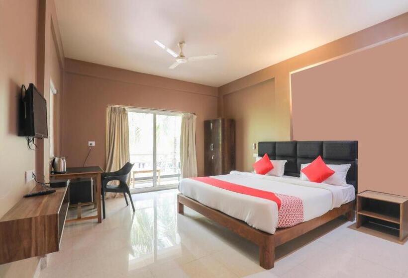 三人经典房间, Oyo 68467 Morjim Suites
