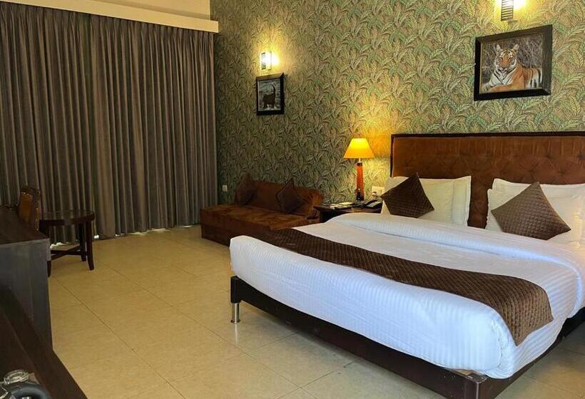高级大房间, Click Resort Corbett Tiger Den