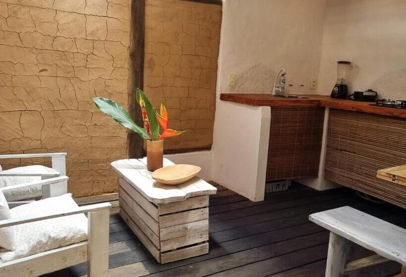 Студио Стандарт с Балконом, Casa Namoa Pousada