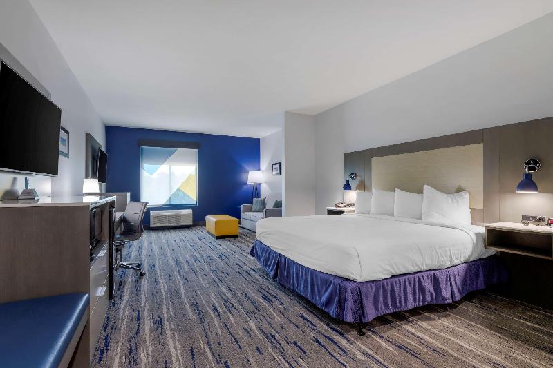 اتاق استاندارد با چشم‌انداز استخر, Pennapa Chalet