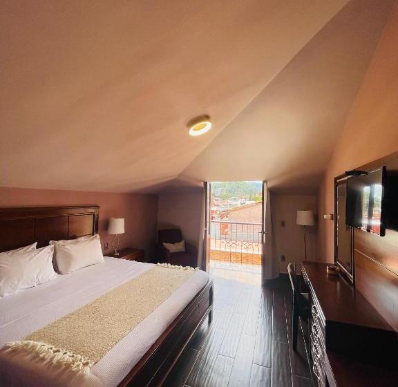 Superior Szoba King Size Bed, La Estancia