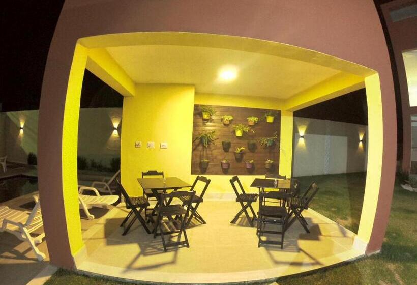 디럭스 트리플 룸, Residencial 220 Maresias